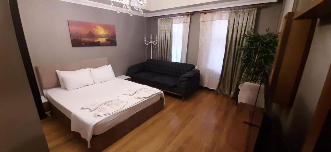 Valide-Maide Hotel Istanboel Buitenkant foto